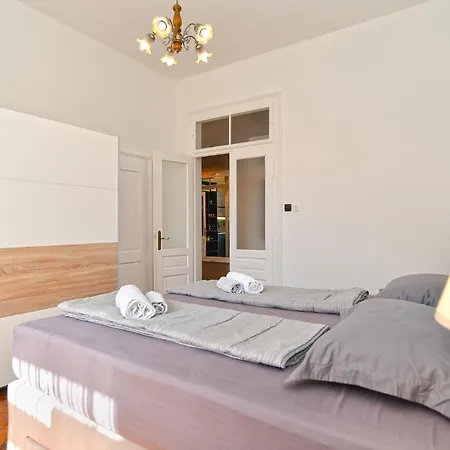 Ruzica 2254 Apartman *